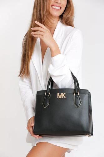 michael kors תיקים